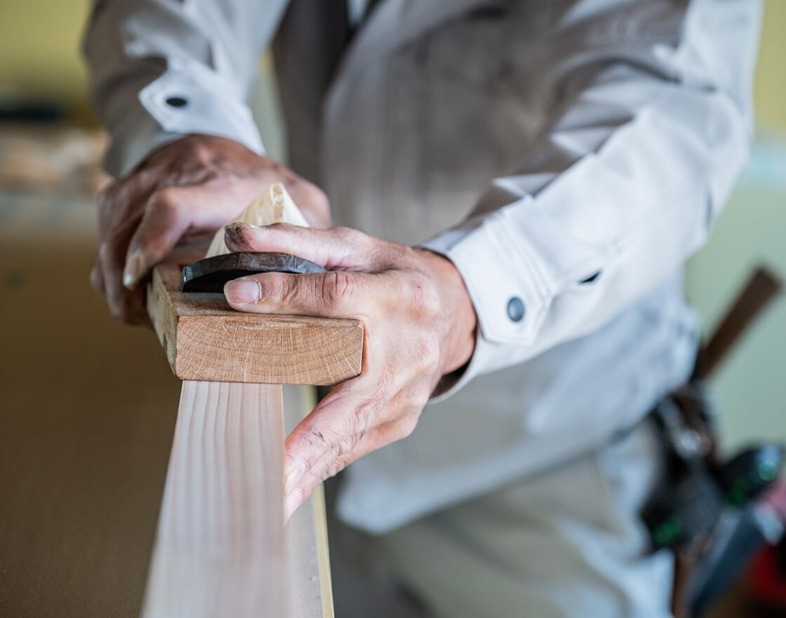 木工事の現場作業シーン